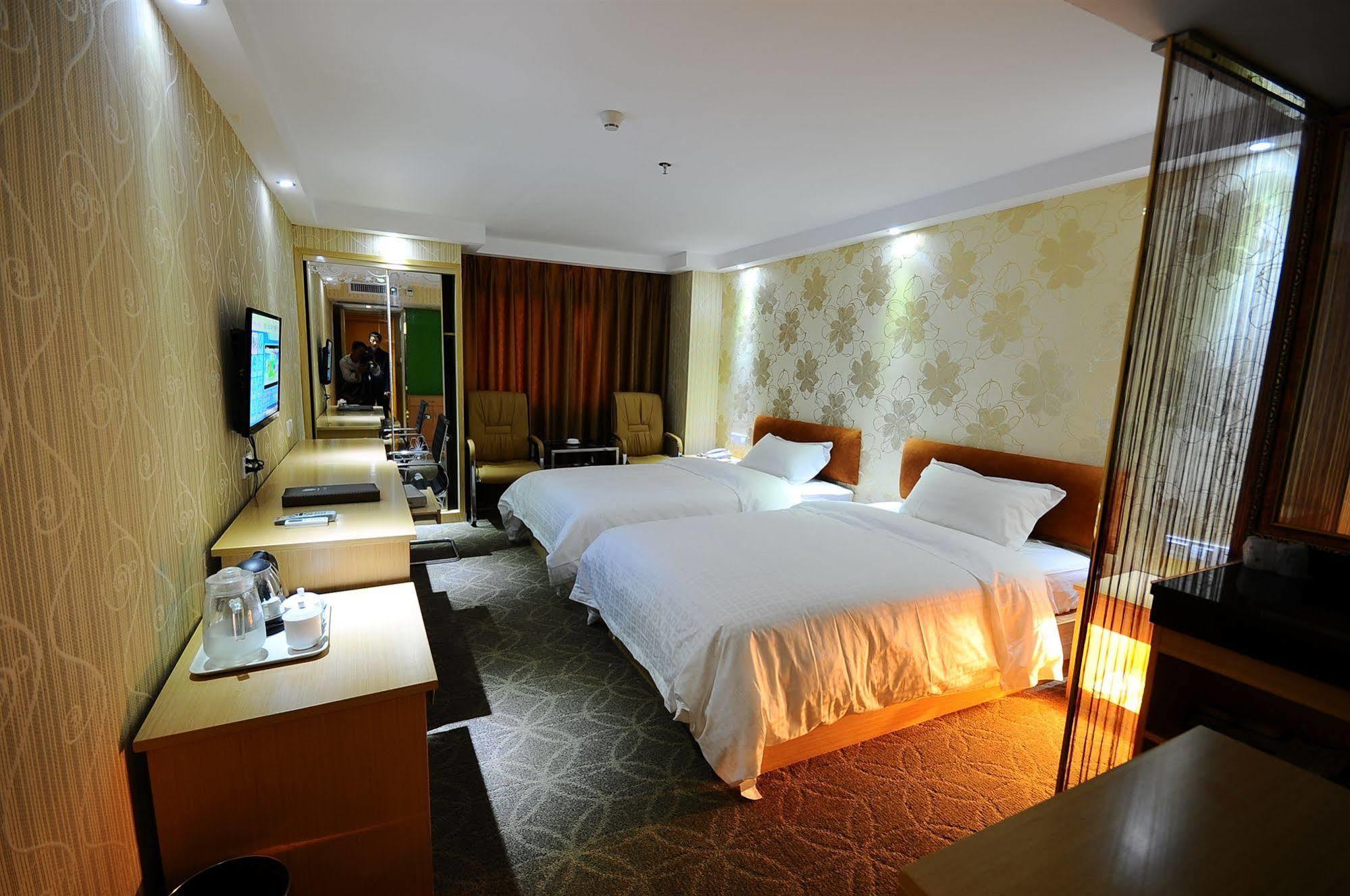 Fuhao Hotel Guangzhou Buitenkant foto