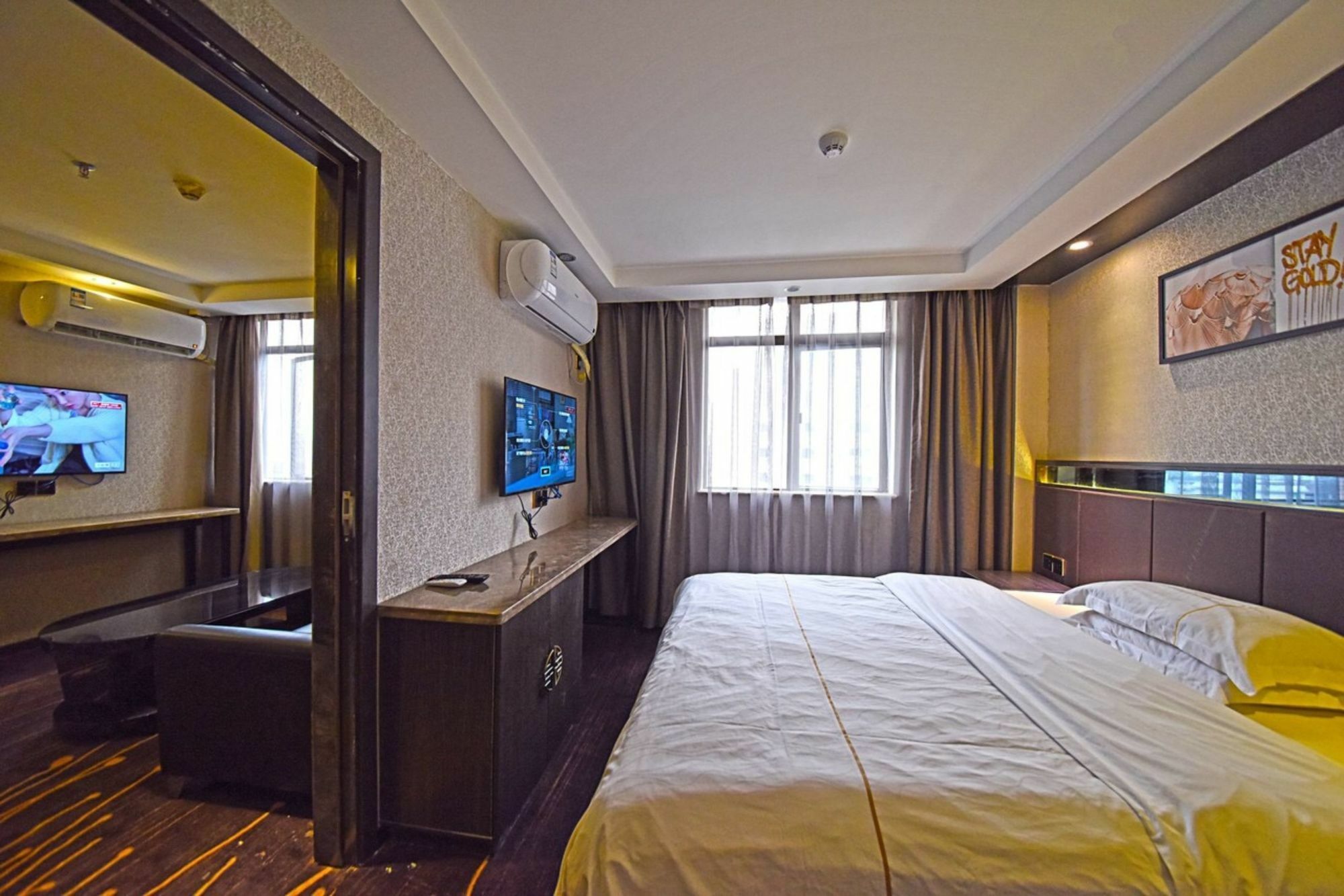 Fuhao Hotel Guangzhou Buitenkant foto